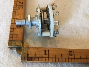 One Used CRL PA2000 1 POL 12 Pos Centralab Rotory Switch - Picture 1 of 3