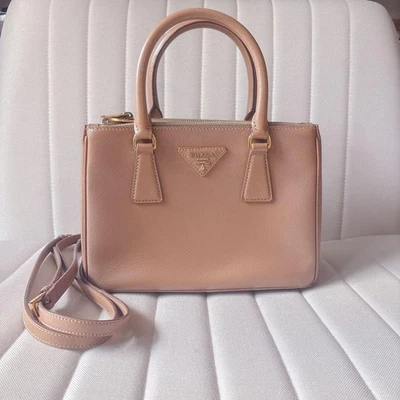 Prada Galleria Saffiano кожаная маленькая сумка верблюд с ремнем через плечо б/у - Изображение 1 из 4