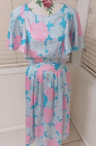 vintage 70's pastel pink blue Floral dress size M 10 - 12 Belt Flutter Sleeve - Picture 1 of 7