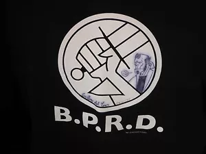 GUILLERMO DEL TORO ORIGINAL HANDGEZEICHNET HELLBOY SIGNIERTE SKIZZE AUF T-SHIRT MIT COA - Bild 1 von 9