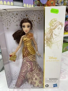 DISNEY STYLE SERIES - BELLA - LA BELLA E LA BESTIA FASHION DOLL NUM 12 ALTA 30cm - Foto 1 di 7