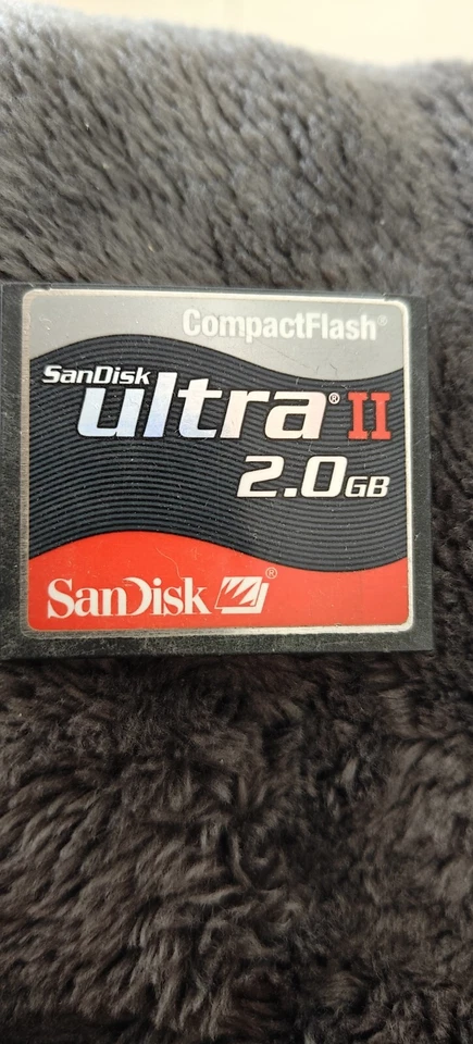 SanDisk Ultra II Compact Flash 2GB CF Memory Card - M2127 - Image 1 of 1