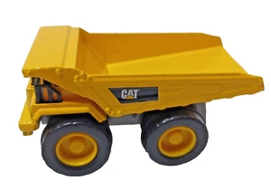 CATERPILLAR CAT 1:55 Scale Diecast Yellow Dump Truck Funrise Toys 2019 Great Cd  - Picture 1 of 7