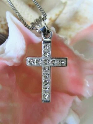 18K White Gold Diamond Cross Pendant~12 Square Cut Diamonds~Certificate Included - Image 1 of 4