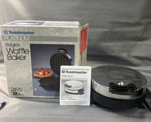 USA Vintage Toastmaster 6" Round Belgian Waffle Maker Baker 249S - Picture 1 of 4
