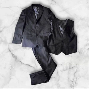 Isaac Mizrahi New York Boys’ Black 3-Piece Suit Set in Size 5 - Picture 1 of 13