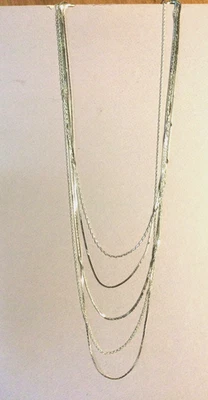 Collar de cadena en capas plateado Monet de colección ~ 5 cadenas diferentes Foto 1 de 4