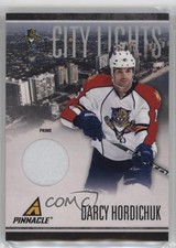 2010-11 Panini Pinnacle City Lights Materials Prime /25 Darcy Hordichuk #30