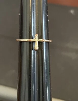 Anel cruzado / Silvertone em cobre / Tamanho 6 - Com caixa - Imagem 1 de 4