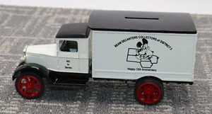 Ertl 1931 Hawkeye Motor Truck Bank Beam Decanter Collectors Dist 5 1:34 NIB 10th - Picture 1 of 9