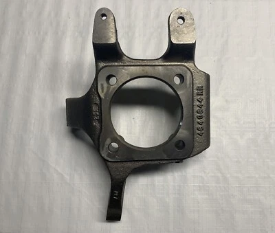 Mopar, Dodge Viper Steering Knuckle, Right Rear, Gen 1, p/n 04643118 - Image 1 of 3