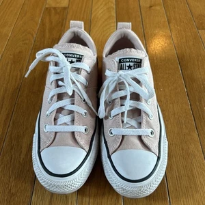 Converse Chuck Taylor All Star Madison Low Pink Tennis Shoes Sneaker Womens Sz 7 - Picture 1 of 8