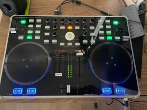 Vestax VCI-300MKII DJ Controller - Tested and working Japan - Picture 1 of 8