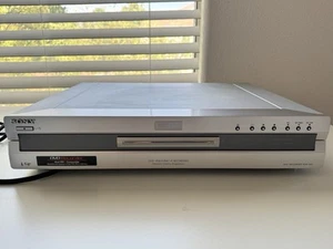 Sony RDR-GX7 DVD-Recorder - CD funktioniert, DVD funktioniert nicht - Verkauf wie besehen - Bild 1 von 11