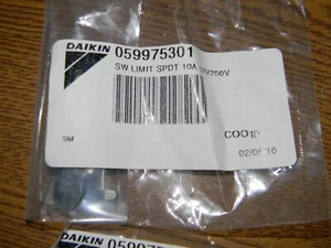 DAIKIN 059975301 LIMITE INTERRUTTORE SPDT 10A 125/250V - Foto 1 di 2