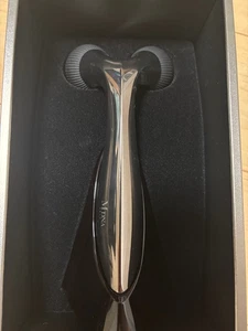 MDNA SKIN Gesicht Hautpflege Onyx Schwarz Japan Beauty Roller MTG Carbon mit Box Japan - Bild 1 von 12
