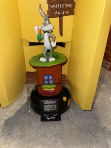 Bugs Bunny sprechender Action-Wecker - Bild 1 von 8