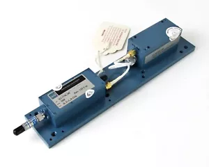 NUEVO Amplificador Watkins-Johnson WJ-738-98 Bajo Ruido GaAs FET con Fuente de Alimentación - Imagen 1 de 6