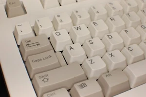 Vintage DELL Mechanical Keyboard AT101W PS/2 GYUM90SK - Excellent - Picture 1 of 8
