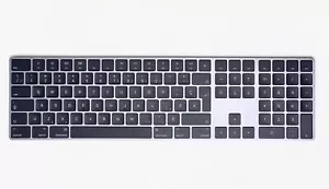 Apple A1843 Space Gray Magic Keyboard With Numeric Keypad READ! CANADIAN FRENCH - Picture 1 of 1