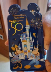 Álbum de monedas de libro de centavos prensado 50 aniversario de Disney World Mickey & Friends NUEVO - Imagen 1 de 6