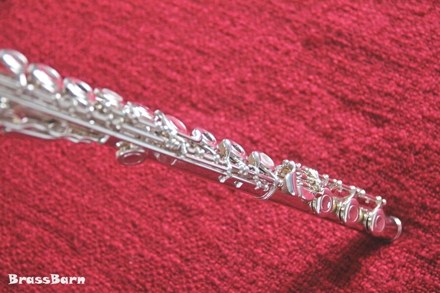 Yamaha YFL-212 Student Flute (YFL-222 with Split E added) - Image 1 of 1
