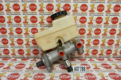 Nissan Pathfinder 2005-2008 cilindro maestro de freno 46010-ea240 OEM Foto 1 de 4