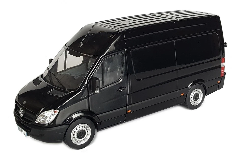 MM1905-02 - Utilitaire MERCEDES-BENZ Sprinter noir - Marge Models - 1/32
