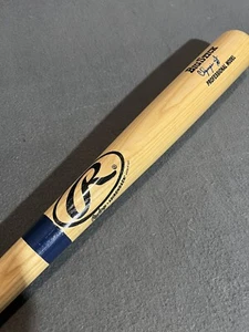 Chipper Jones Autographed Rawlings Big Stick Prof Model Baseball Bat Rare Item - Picture 1 of 3