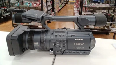 SONY HDR-FX1 MiniDV Movie Camera for Filmmakers - Image 1 of 4