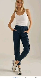 Nuovo! Outdoor Voice RecTrek Pantalone Zip-Off Cargo Escursionismo Navy Donna Medium - Foto 1 di 4