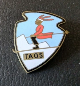 RARE Vintage Taos Ski Resort Lapel Pin - Picture 1 of 3