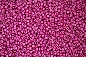 10g Matubo 11/0 Round Czech Seed Beads 2mm 15 Colors to Choose Jewelry Making - Picture 1 of 13