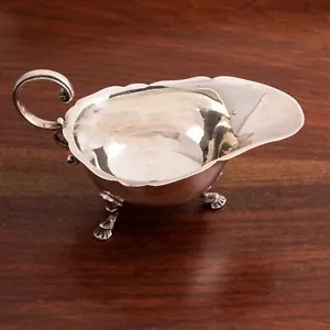 BIRKS CANADIAN GEORGIAN STYLE STERLING SILVER DIMINUTIVE SAUCEBOAT NO MONOGRAM - Picture 1 of 6