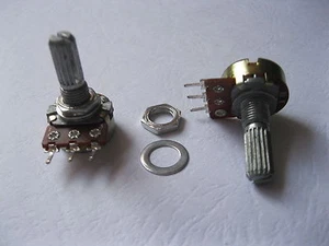 30 pcs B10K Potentiometer Pots 20mm Split Shaft 3 Pin New - Picture 1 of 2