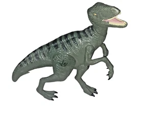 2015 Hasbro Jurassic World Velociraptor "Charlie" Raptor Dinosaur Toy Figure - Picture 1 of 8