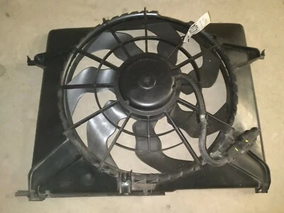 2006-2009 Hyundai Sonata Electric Radiator Cooling Fan Assembly Driver Side - Image 1 of 4