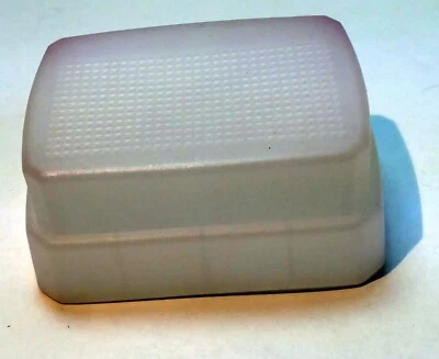 Bounce Omni-Bounce Diffuser for  flash SB 45X70mm ID 430 EX II - Image 1 of 4