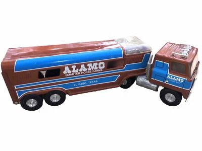 Грузовик и прицеп Ertl Alamo Quarter Horse Farms без лошадей Эль-Пасо Техас сделано в США - Изображение 1 из 4
