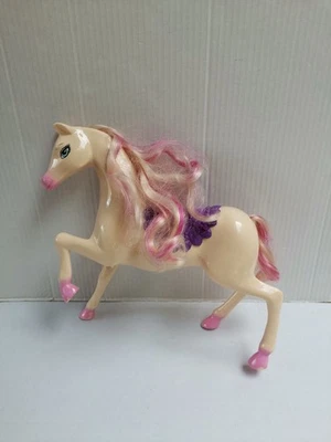 Кукла Barbie принцесса подвеска школа всадник конный питомец 2011 Mattel - Изображение 1 из 4