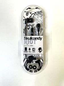 Auriculares internos con cable Skullcandy Riot - Micrófono edición especial + control remoto - Nuevos sellados - Imagen 1 de 2