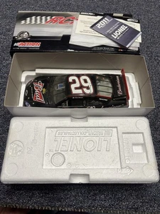 American Racing Kevin Harvick #29 Budweiser Black 2011 Impala 1:24 - Bild 1 von 2