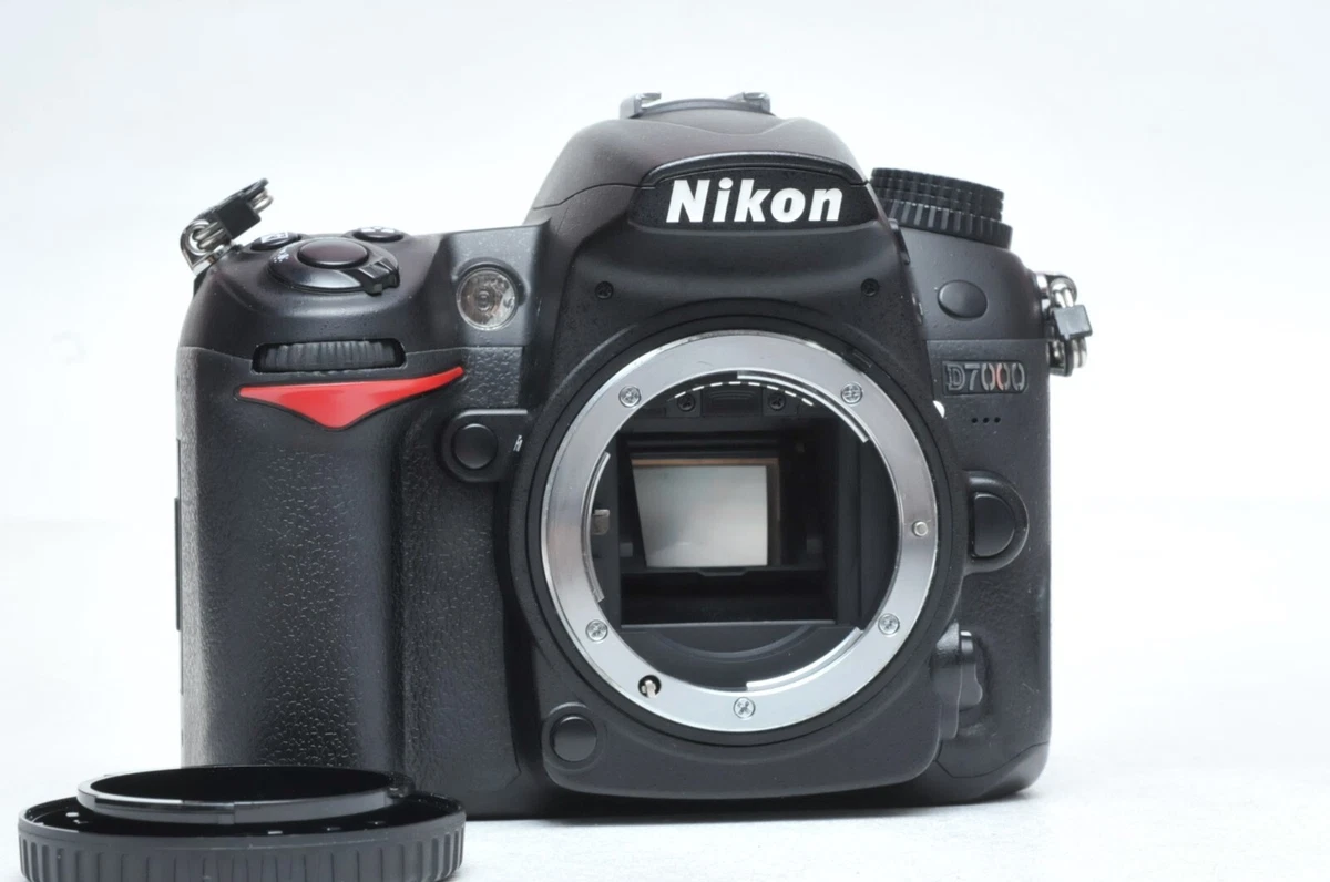 【良品】Nikon D7000 ボディ 良品】Nikon D7000 ボディ 本体