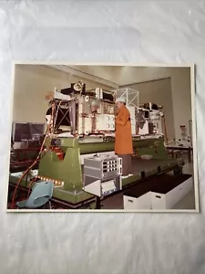 1983 Nasa STS 7 Payload Photograph Serial # S-83-28042 BLUE BACK - Picture 1 of 6