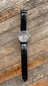 Women’s Hello Kitty Watch by Sanrio NEW BATTERY Great Shape - Picture 1 of 3