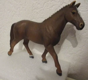 Schleich - Hannoveraner Stute - Bild 1 von 2