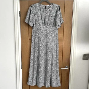 Missguided Damen-Maxikleid weiß & schwarz gepunktet mit Schlitzen Größe 12 - Bild 1 von 6