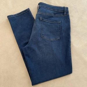 Style & Co Jeans Women's Size 16 Skinny Leg High Rise Dark Blue Wash Denim - Picture 1 of 9