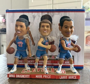 Larry Nance / Mark Price / Brad Daugherty CLEVELAND CAVALIERS Wackelkopf Set Neu im Karton - Bild 1 von 2