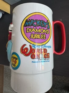 Taza vintage Mickey’s Diamond Jubilee Walt Disney’s World On Ice taza súper 3D - Imagen 1 de 3